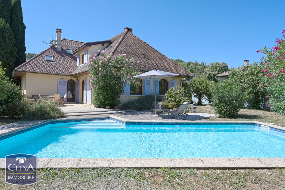 Maison 7 pièces 203 m² · à Saint-Marcellin · 203 m² · 556 500 €