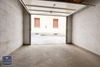  Parking / Garage à vendre 
