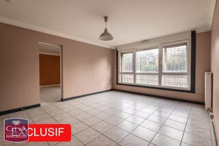 Appartement 4 pièces 74 m² · à Lille · 74 m² · 129 200 €