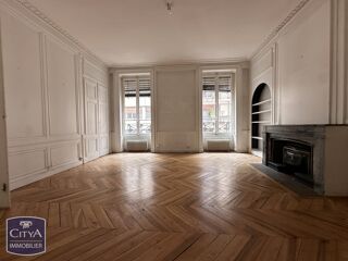 Appartement 3 pièces 120 m² · à Lyon 2 · 120 m² · 498 000 €