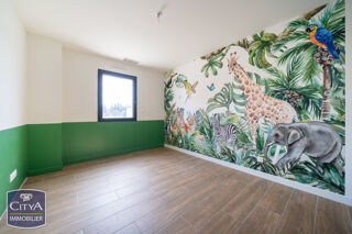  Maison à vendre 5 pièces 141 m² Carpentras