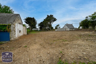  Terrain à vendre 688 m²