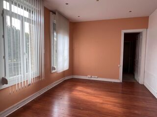  Maison � vendre 10 pi�ces 200 m�