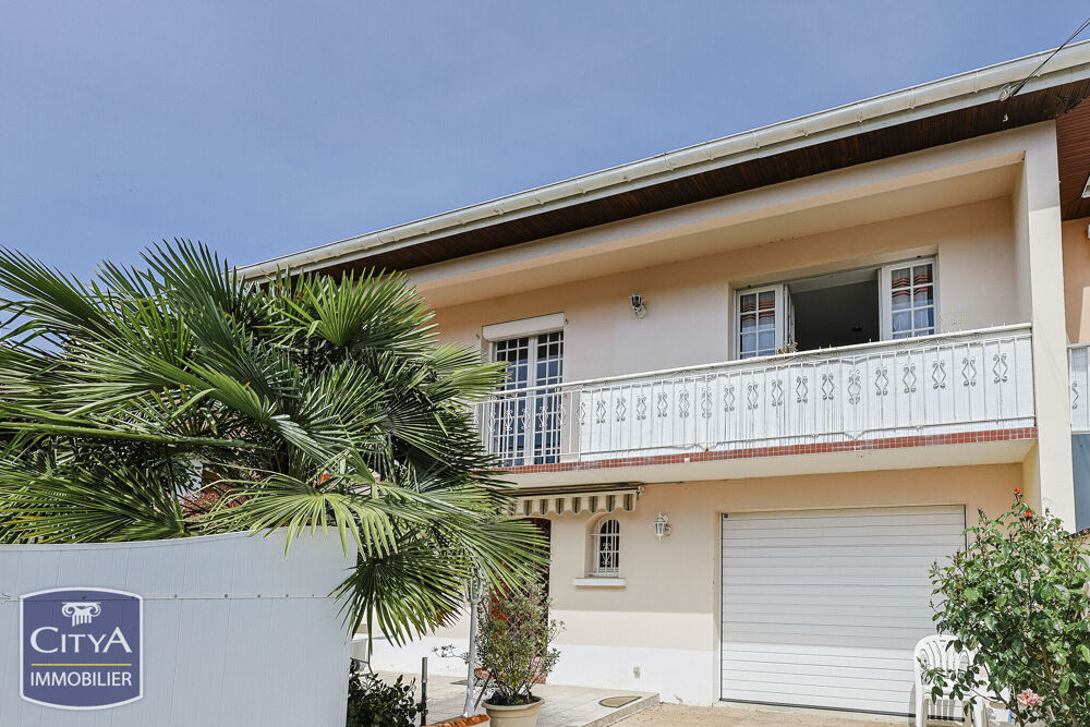 Maison 7 pièces 134 m² · à Pau · 134 m² · 266 000 €