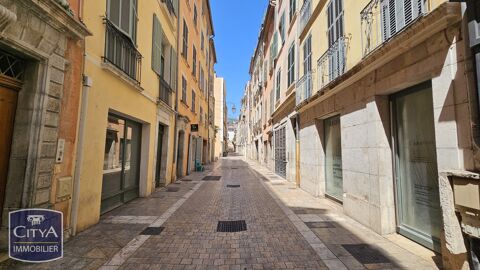 immeuble 745500 83000 Toulon