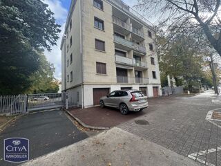 Appartement  vendre 4 pices 82 m