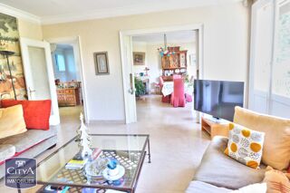  Maison à vendre 8 pièces 217 m²