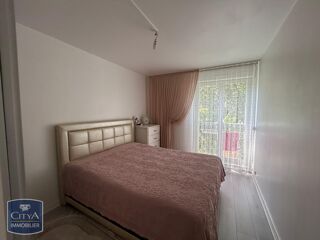  Appartement � vendre 5 pi�ces 83 m�