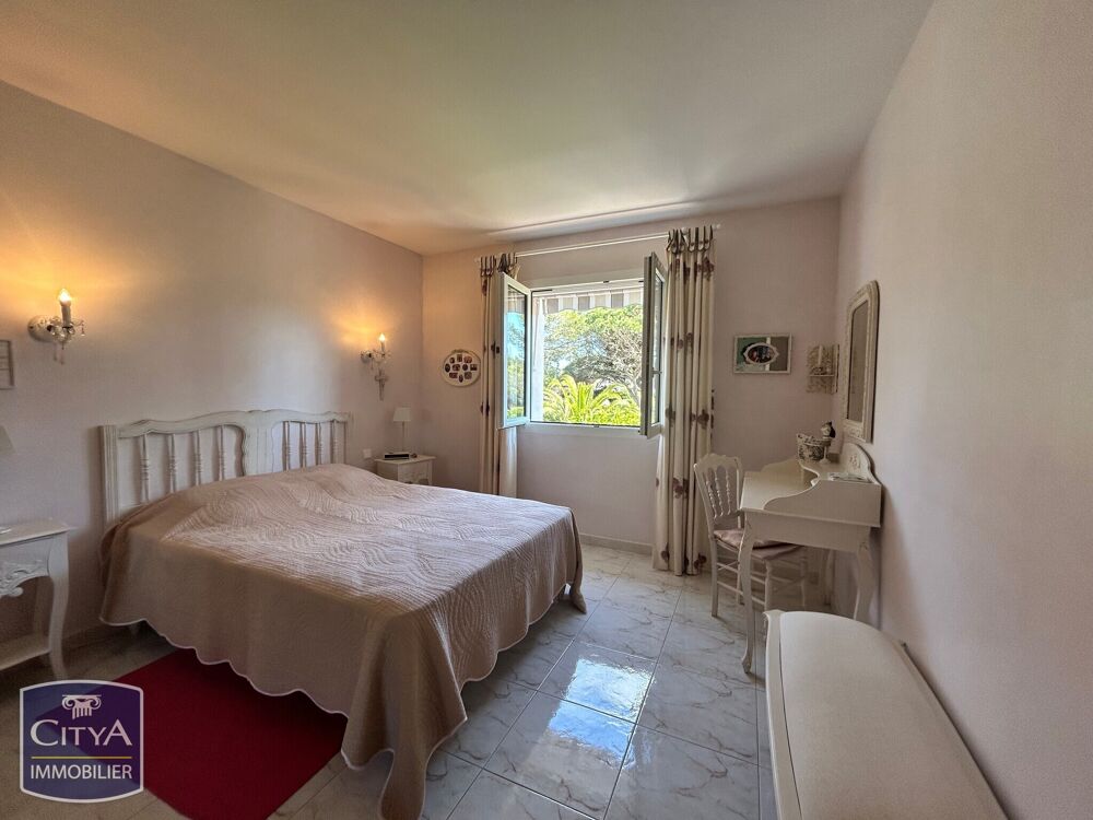 � vendre  Maison Saint-Rapha�l (83700)