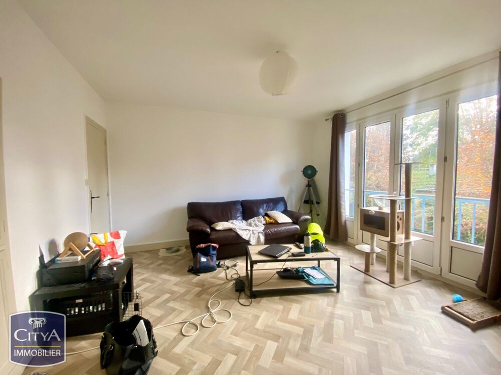 Appartement 2 pièces 45 m² · à Cerisé · 45 m² · 45 000 €