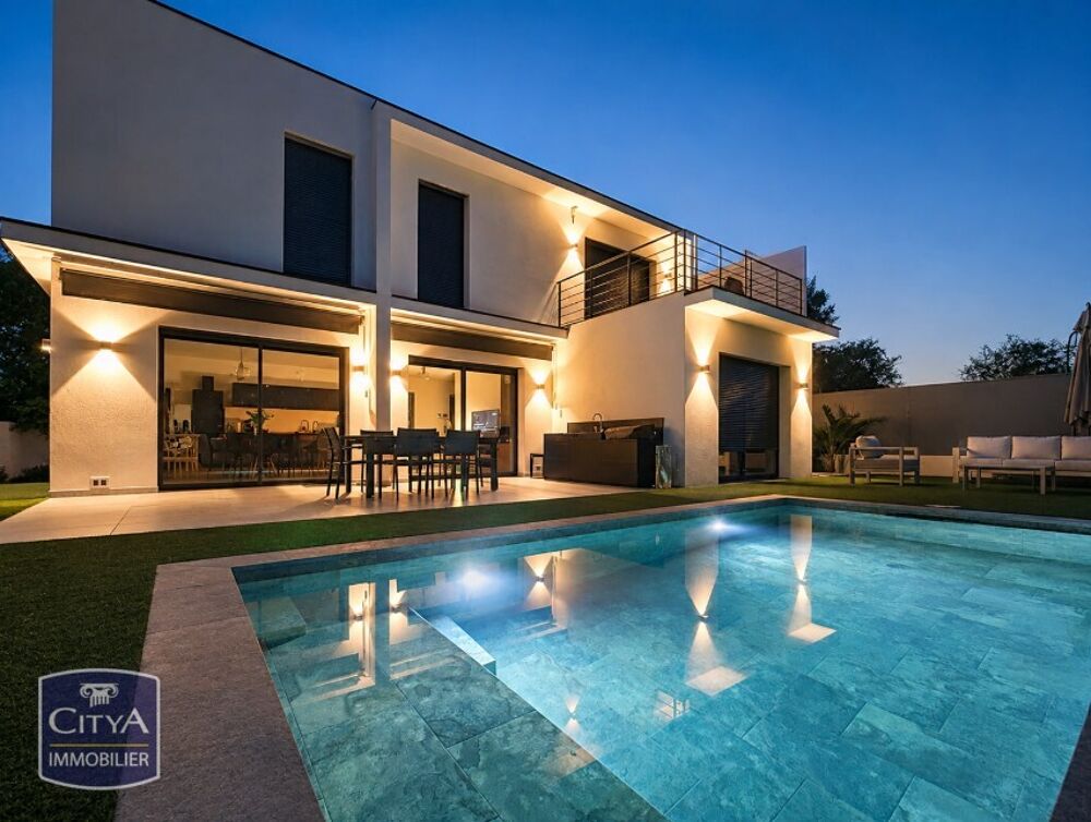 Maison 5 pièces 124 m² · à Fréjus · 124 m² · 745 000 €
