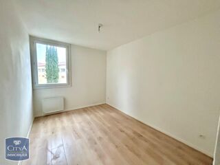  Appartement � vendre 3 pi�ces 64 m�