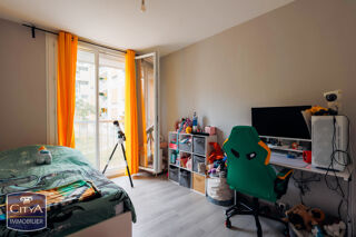  Appartement � vendre 3 pi�ces 61 m� Marignane