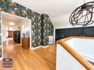  Maison à vendre 8 pièces 245 m²
