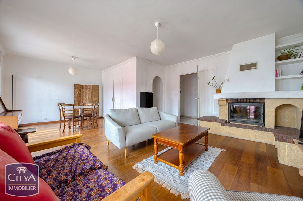 Appartement 5 pièces 99 m² · à Chambéry · 99 m² · 260 000 €