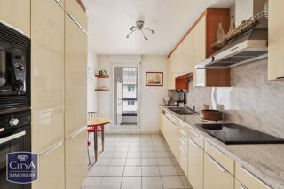 Appartement à vendre 5 pièces 106 m²