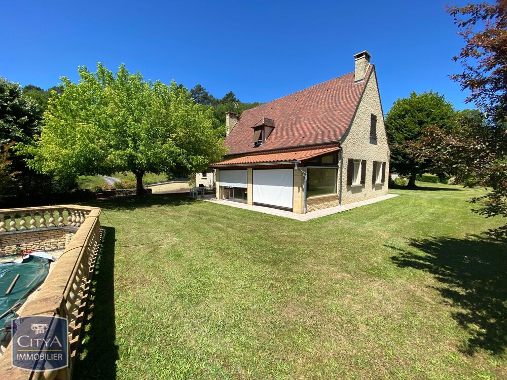 Maison 6 pièces 190 m² · à Sarlat-la-Canéda · 190 m² · 340 000 €