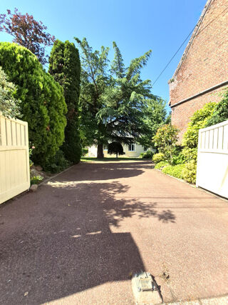  Maison à vendre 10 pièces 235 m²