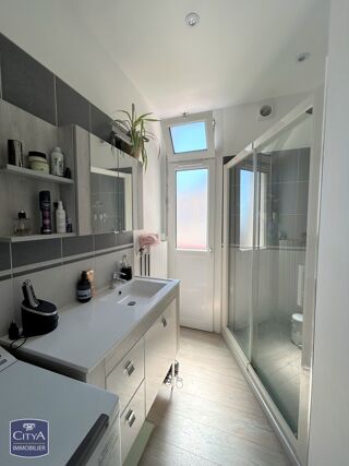  Appartement � vendre 3 pi�ces 92 m�