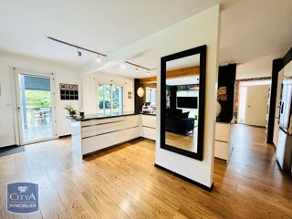  Maison à vendre 13 pièces 393 m²