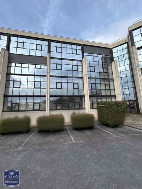 local 216000 79000 Niort