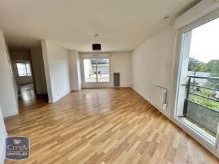  Appartement  vendre 4 pices 80 m