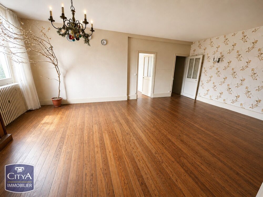 Maison 4 pièces 160 m² · à Saint-Marcellin · 160 m² · 172 800 €