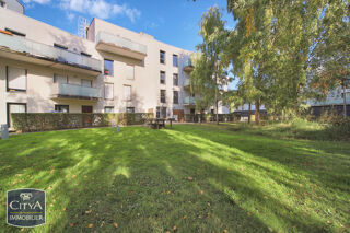  Parking / Garage à vendre 