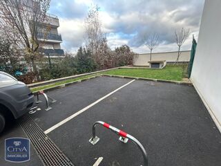  Parking / Garage à vendre 