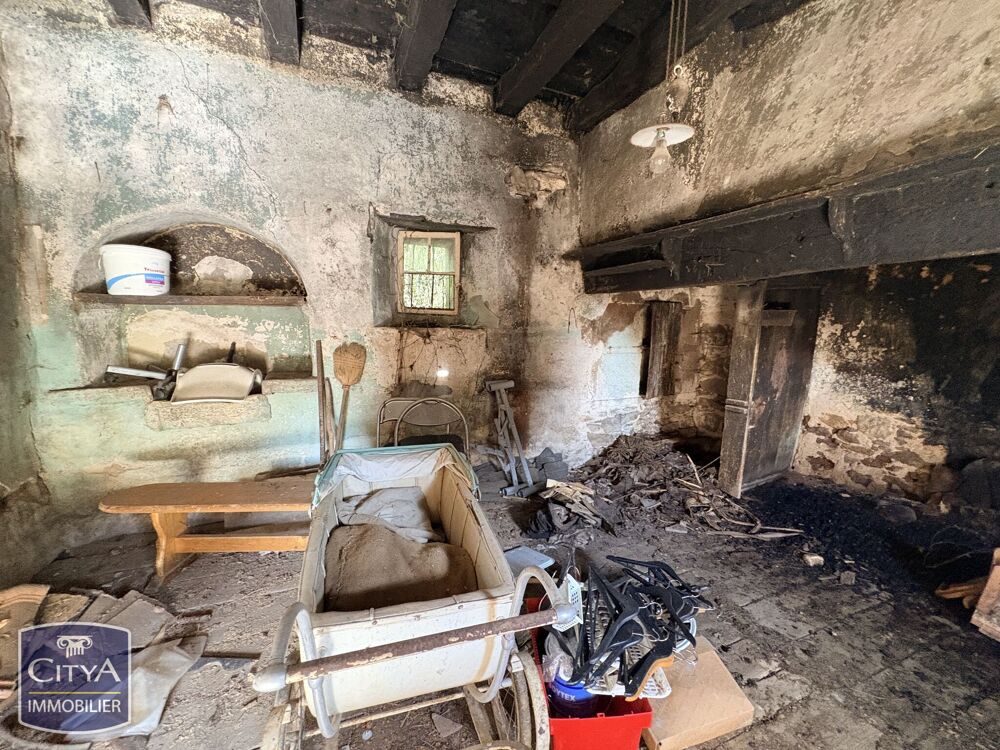 Maison 4 pièces 120 m² · à Larche · 120 m² · 49 000 €
