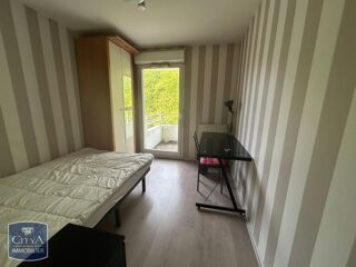  Appartement � vendre 5 pi�ces 77 m�