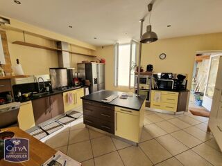  Maison à vendre 9 pièces 196 m²