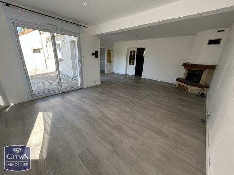   maison Maison - 7 pièce(s) - 150 m²