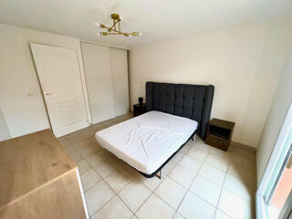  Appartement à louer 2 pièces 46 m²