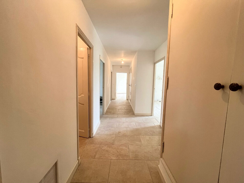 � vendre  Propri�t�/ch�teau Beaucaire (30300)