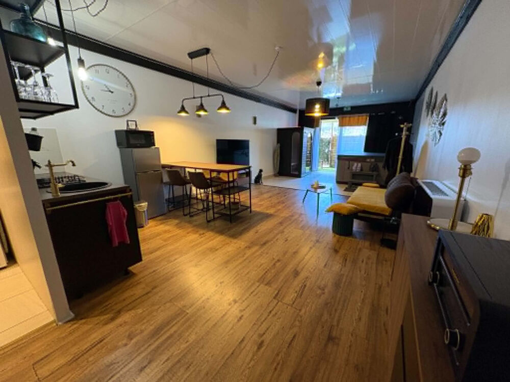   LOVE ROOM de 55 m2 entièrement EQUIPEE Arles