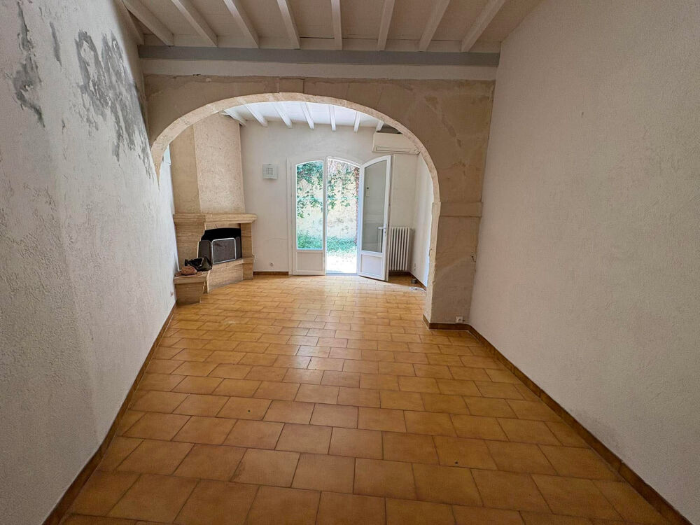 Vente Maison Maison 160 m2 avec cour quartier hauture Arles