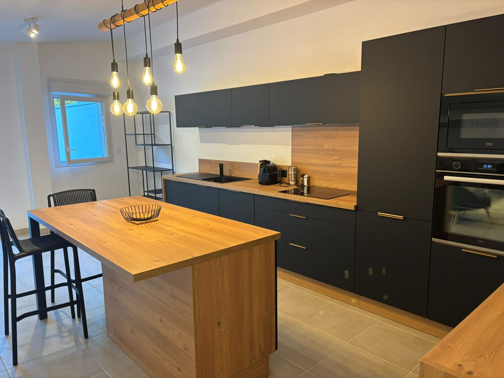 Location Appartement Appartement T4 - entièrement meublé - Rare à la location St remy de provence