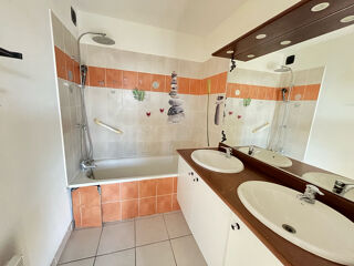  Appartement � vendre 4 pi�ces 64 m�