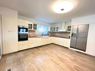  Propri�t�/ch�teau � vendre 5 pi�ces 286 m�