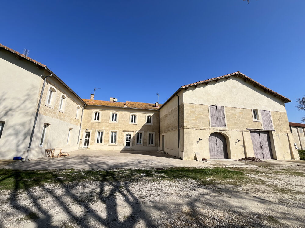 Maison 5 pièces 909 m² · à Arles · 909 m² · 945 000 €