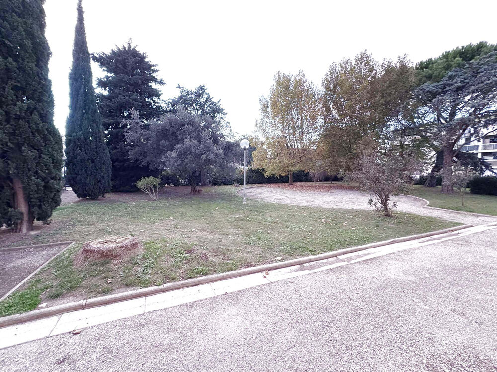 Vente Appartement Résidence Les Cigales Arles T3 RDC balcon et Parking Arles