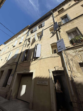  Immeuble � vendre 225 m�