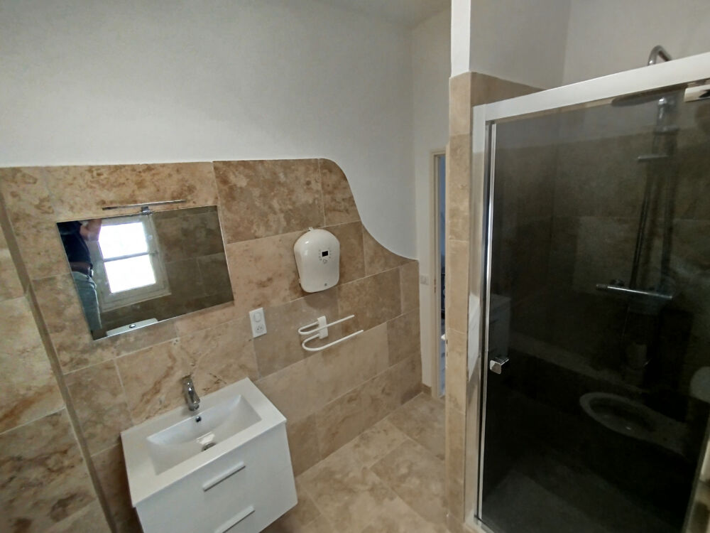 Location Appartement Studio de 26 m2 à louer Arles