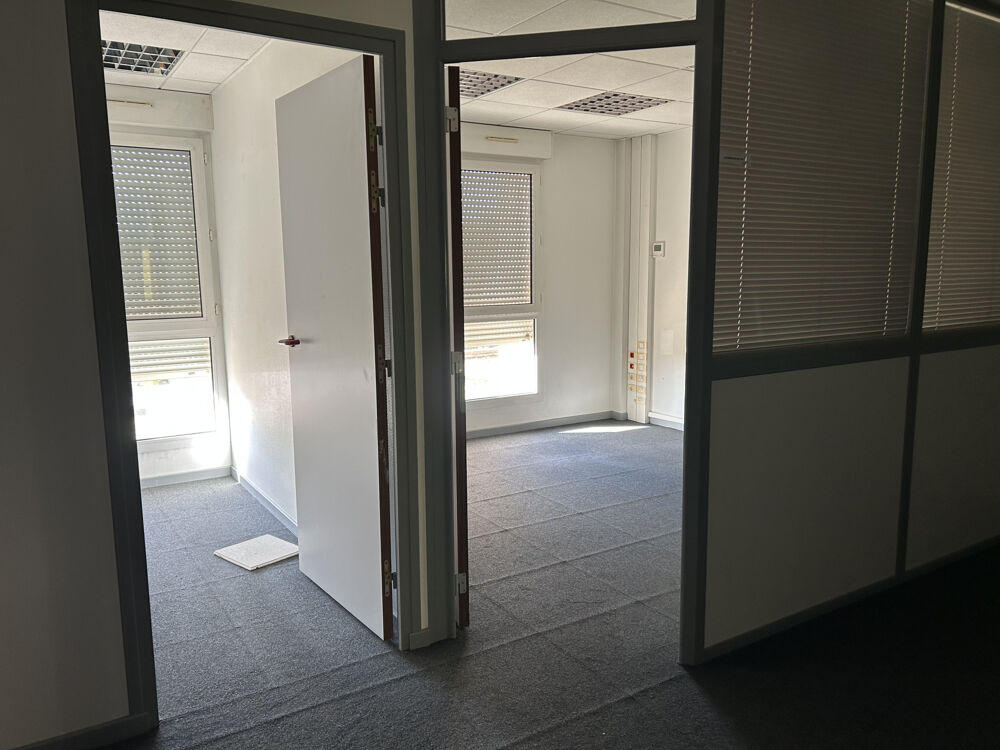   BUREAUX 142m2 centre ville Amberieu en bugey