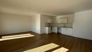  Appartement à louer 3 pièces 70 m²