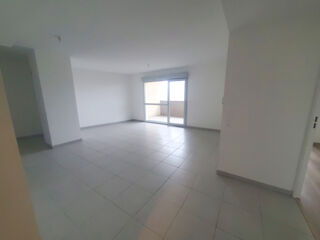  Appartement � louer 4 pi�ces 87 m�