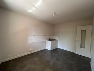  Appartement à louer 3 pièces 69 m²