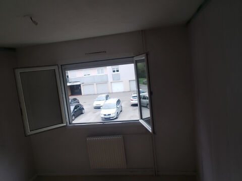  Appartement � louer 4 pi�ces 79 m�