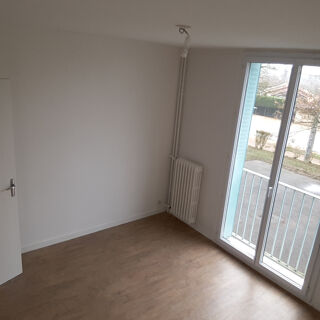  Appartement à louer 5 pièces 93 m²